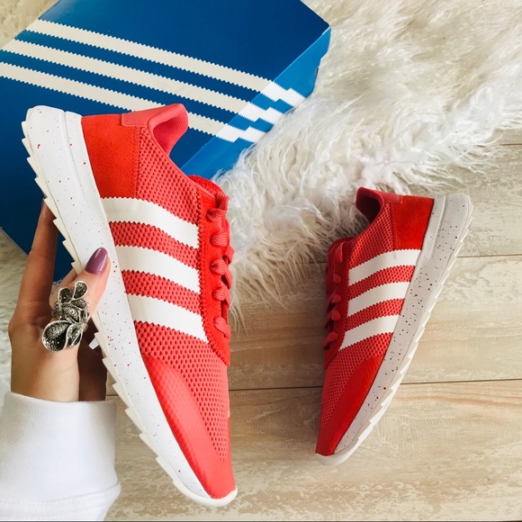NWT Adidas Flashback Runner Women’s Shoes - Picture 2 of 8
